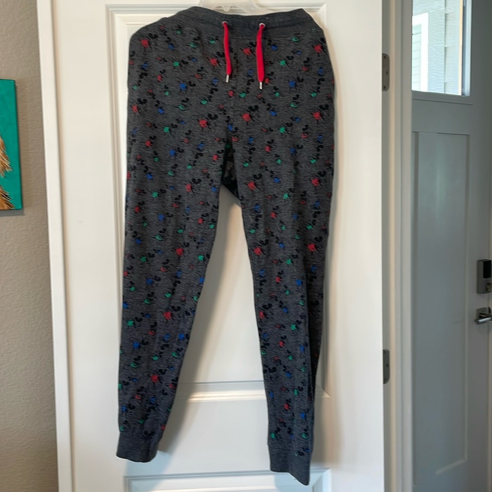 Men’s lounge pants